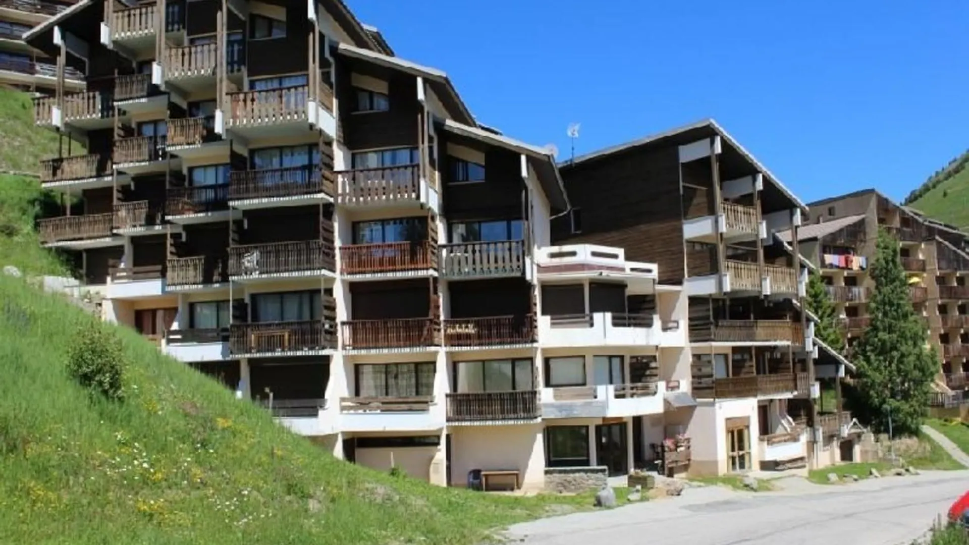 Studio Cosy 2 Pers A 300M Des Pistes Avec Balcon Et Parking - Auris En Oisans - Fr-1-297-33 Apartment